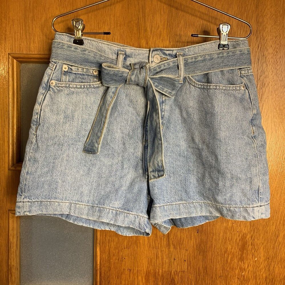 Banana Republic (4) Women's Shorts - Tie Waist Cute Jean Hippie Casual Light